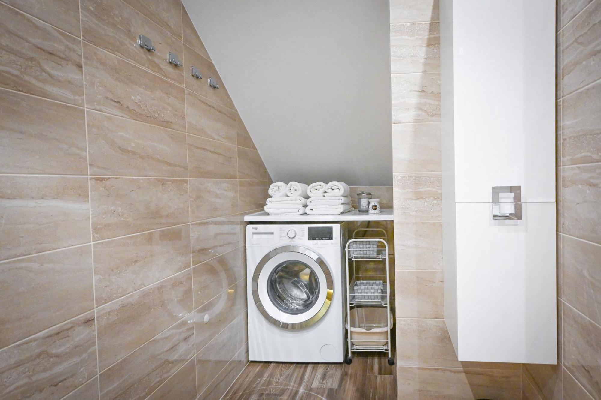 Malinowelove Aircon, 3 Rooms, Parking, Ogrod Krasków Eksteriør bilde