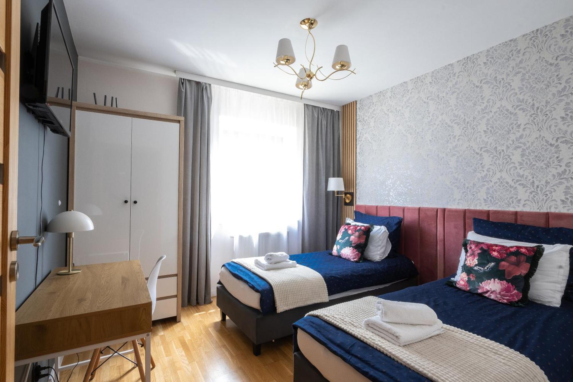 Malinowelove Aircon, 3 Rooms, Parking, Ogrod Krasków Eksteriør bilde